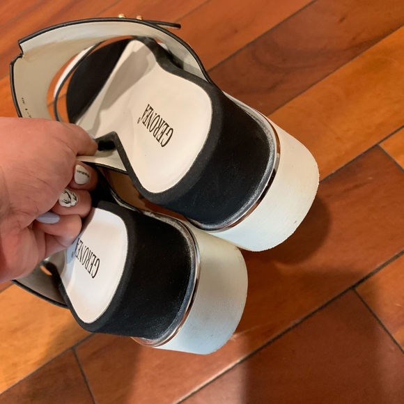 Geronea leather platform stylish sandals🔥 - Picture 5 of 16